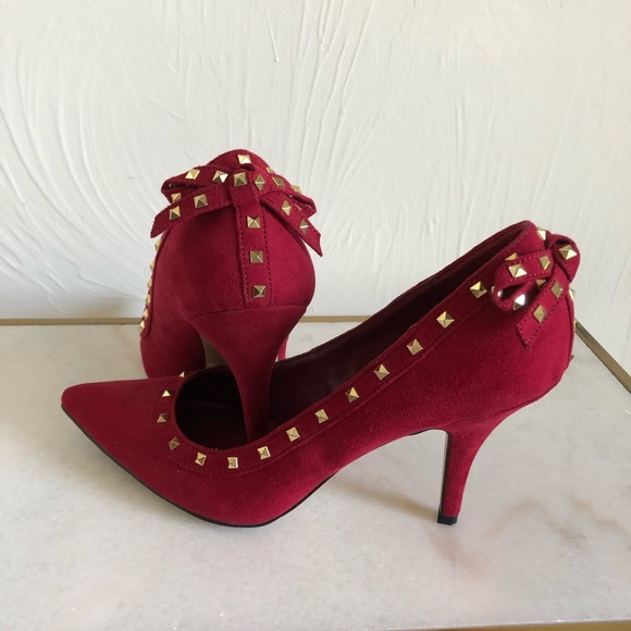 Elle Red Rockstud Bow Heels - Picture 8 of 9
